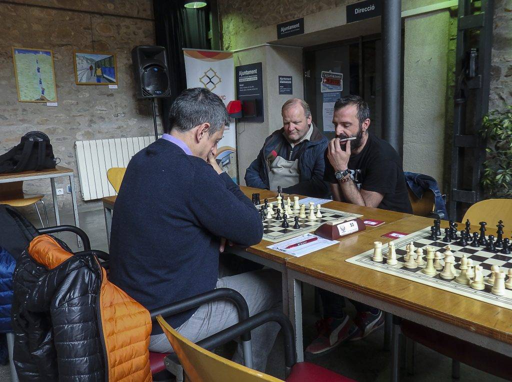 En Dani Pau vigilat per Rex Torsten (Foto: Jordi Alvarez)