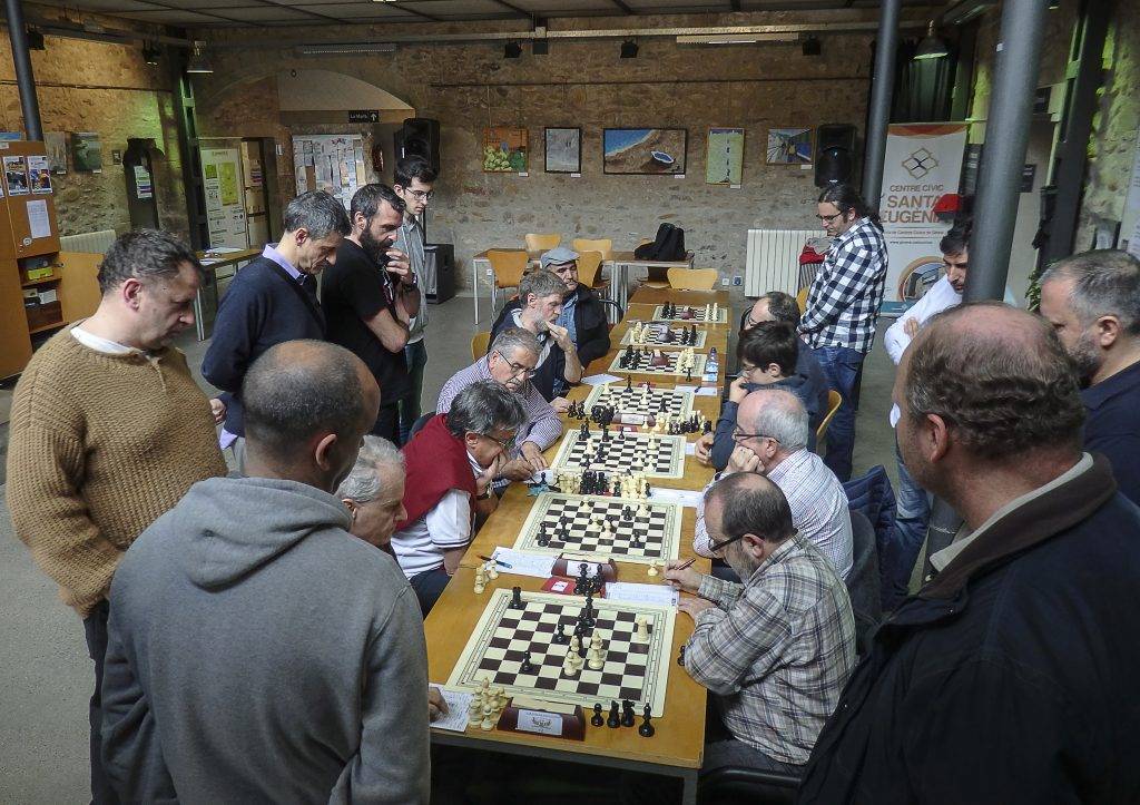 El desenllaç final del matx va despertar expectació. (Foto: Jordi alvare)